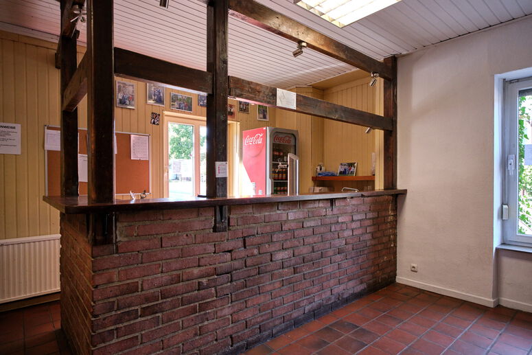 "AFbJ_Disco_Theke.jpg"